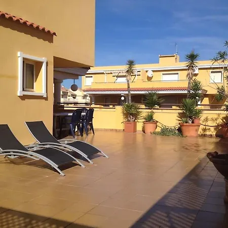 Precioso Atico A 200 M. De La Playa. Espectacular Terraza. Apartment *